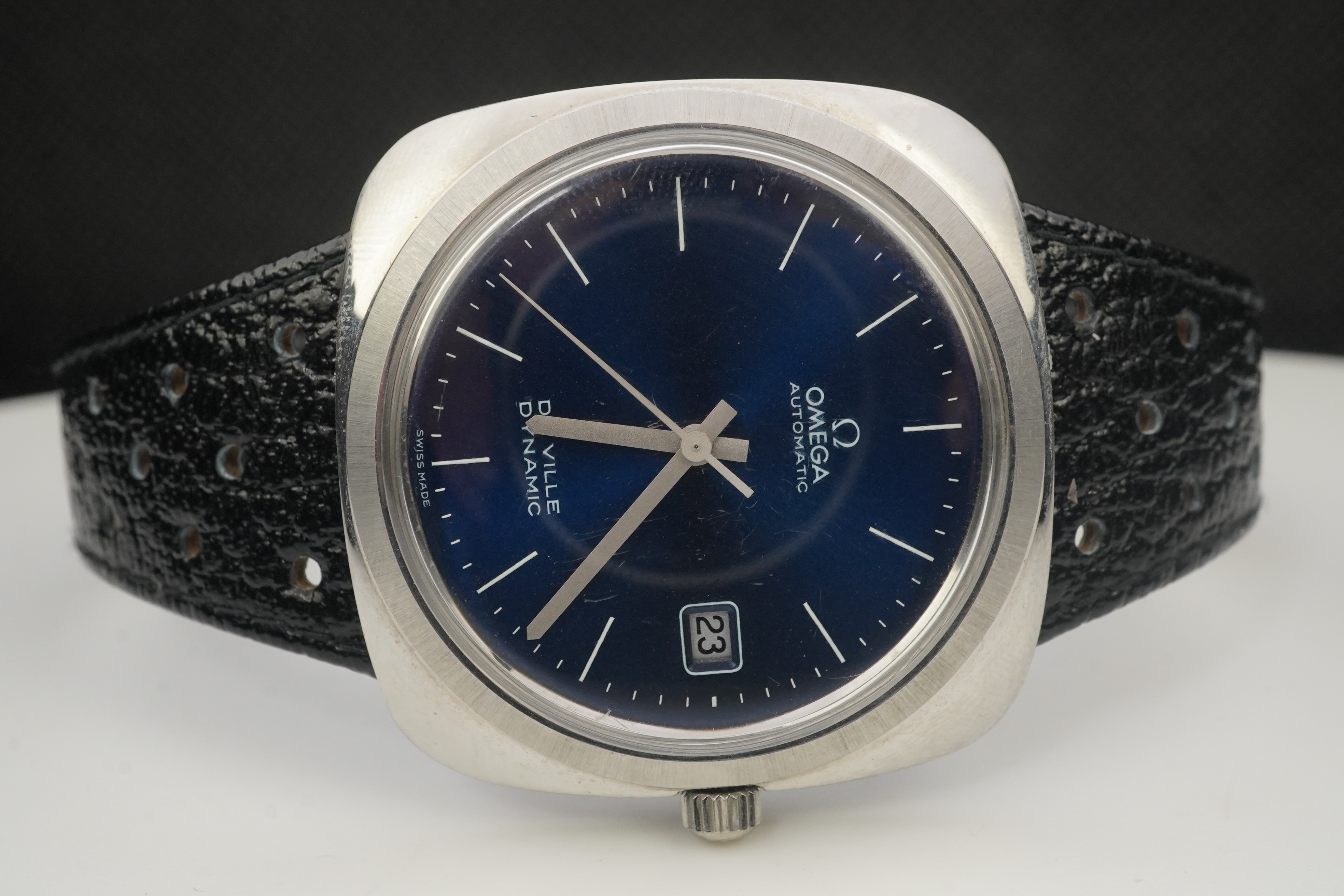 A gentleman's 1970's stainless steel Omega de Ville Automatic Dynamic wrist watch, on an Omega steel and leather strap